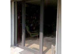 Holz-Aluminium-Fenster in grau, Köln