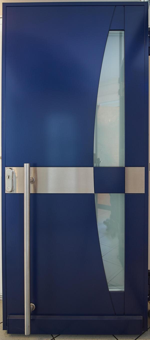 Blaue Biffar Haustür in Weingarten Ausstellung, Köln