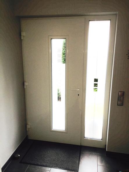 Aluminium-Haustür mit Seitenteil in Köln, Innenansicht, Köln
